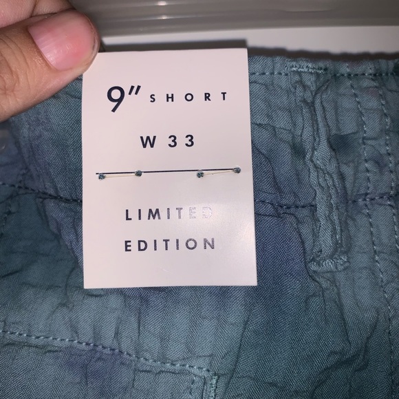 Men’s M Blue Tie Dye Matching Shirts & Shorts Set - Picture 14 of 14